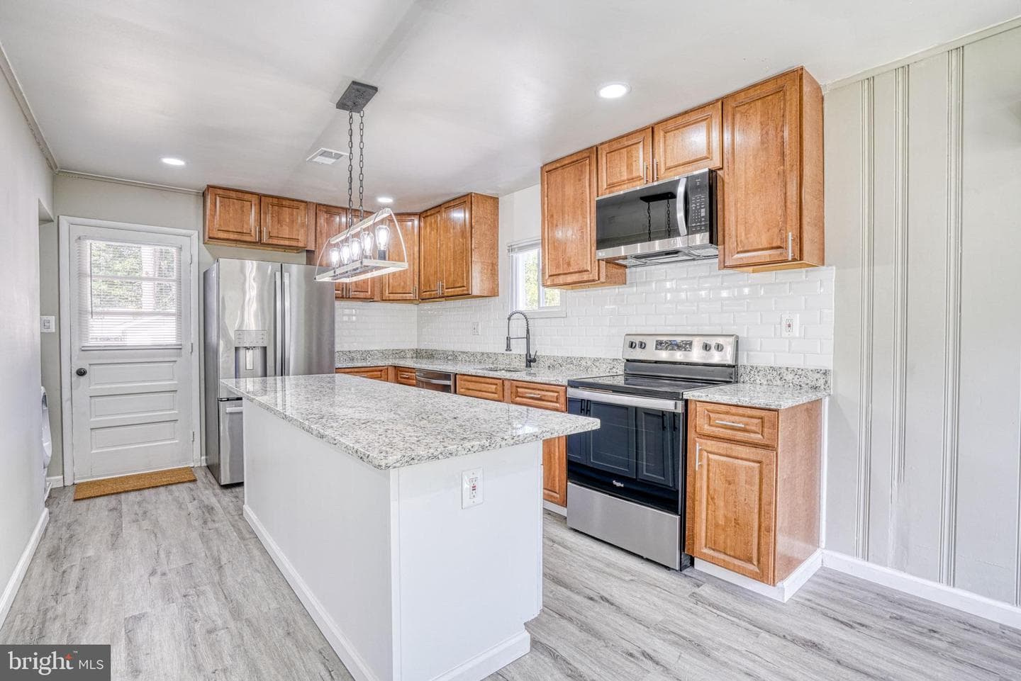 607 Edlon Park Drive photo 17