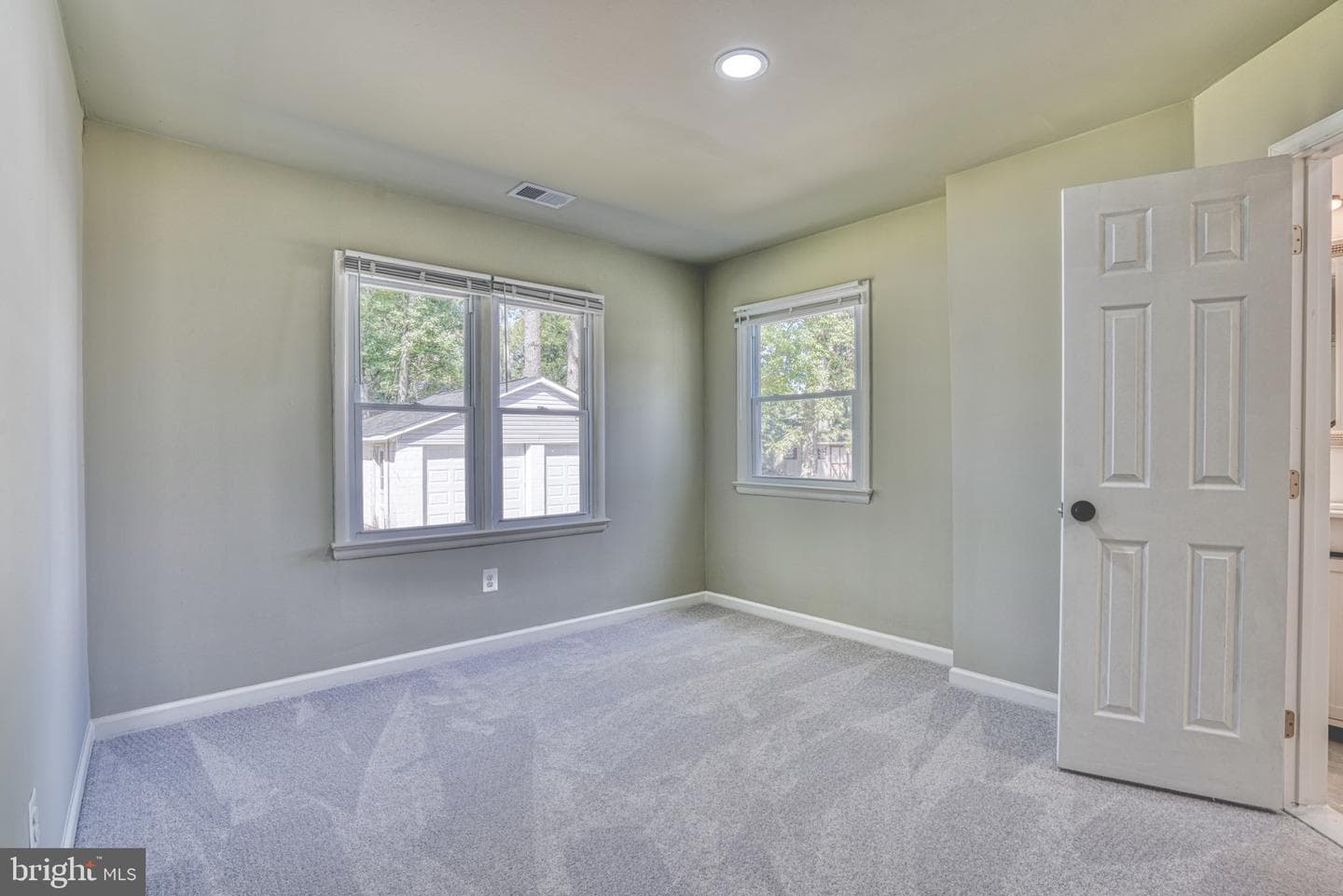 607 Edlon Park Drive photo 21