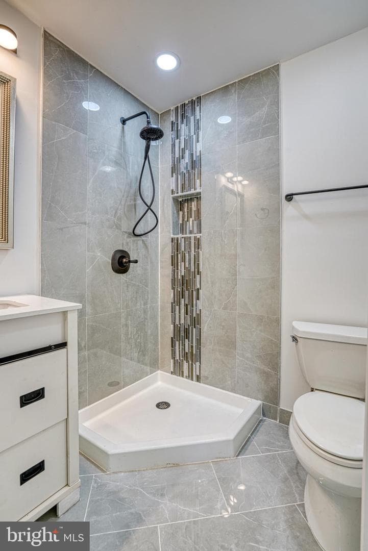 607 Edlon Park Drive photo 26
