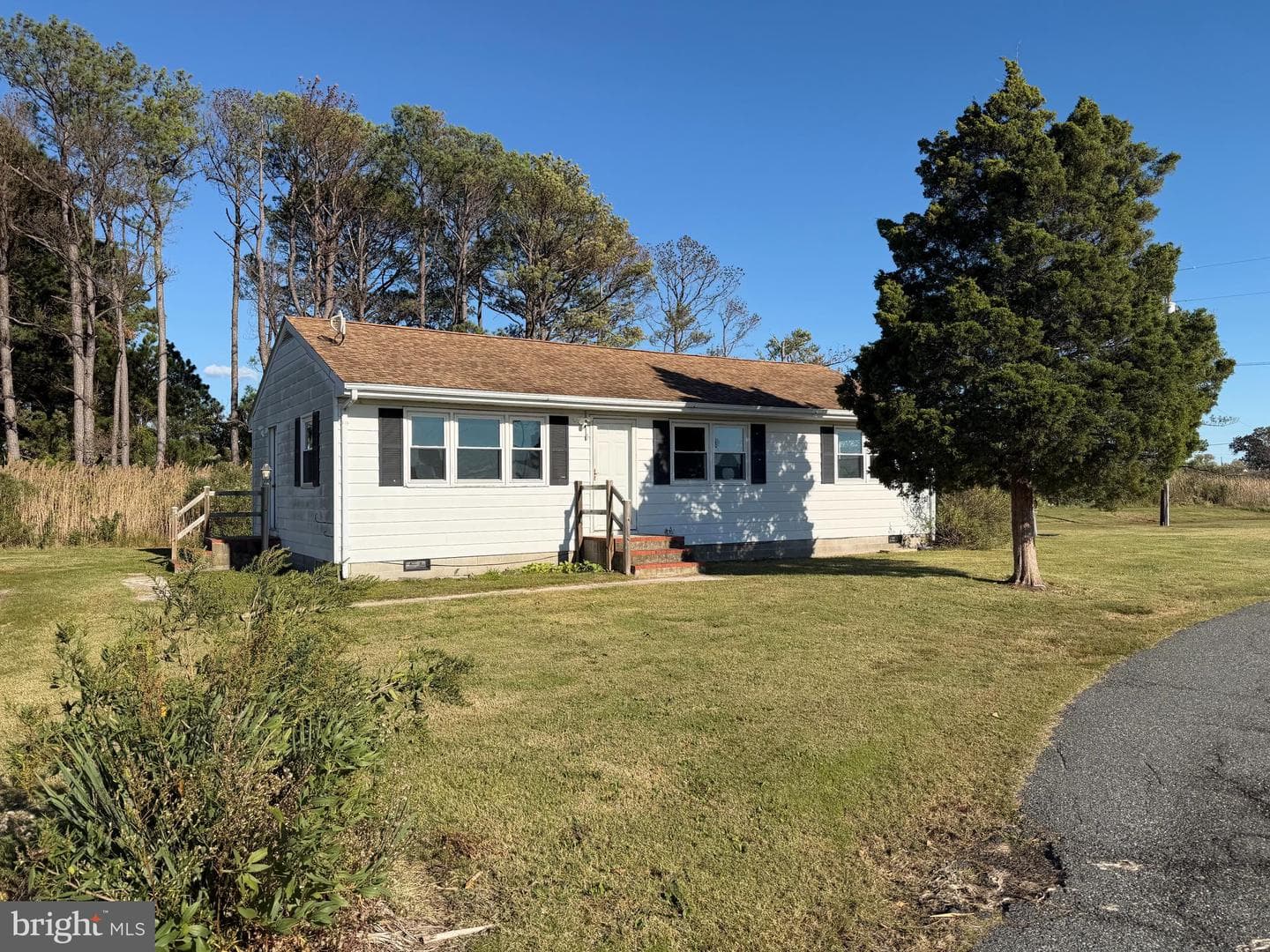 1604 Steamboat Wharf Rd photo 1