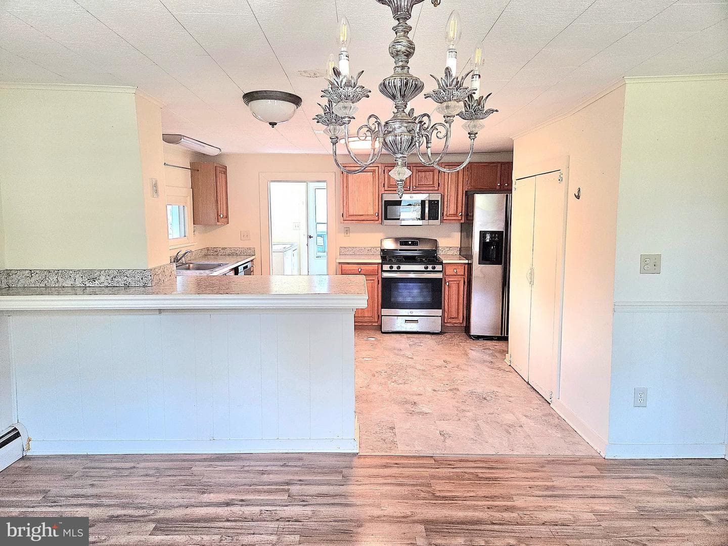 405 Leonards Lane photo 6
