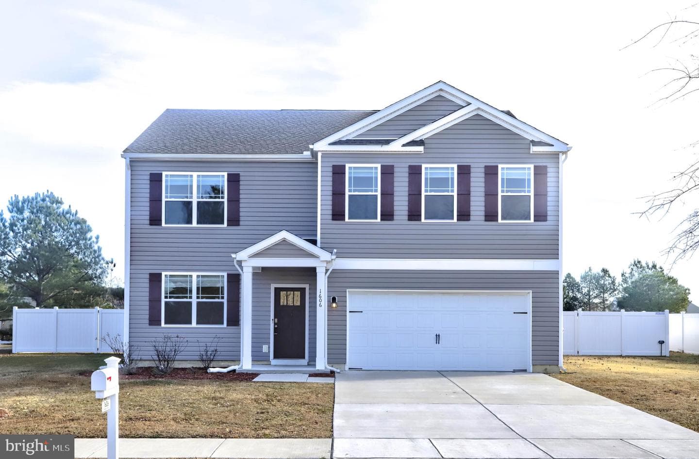 1606 Osprey Circle photo 1