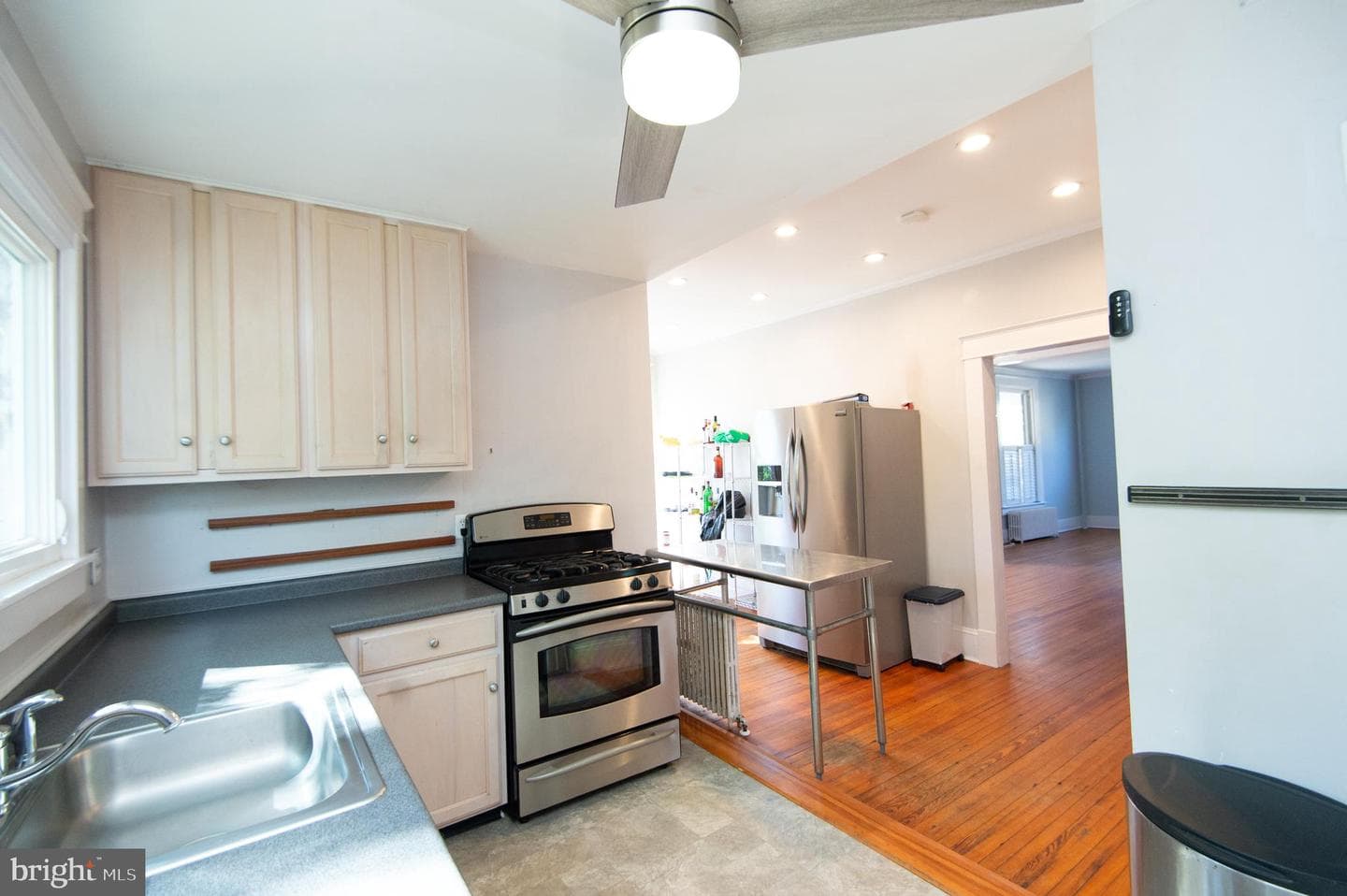 306 Belvedere Avenue photo 12