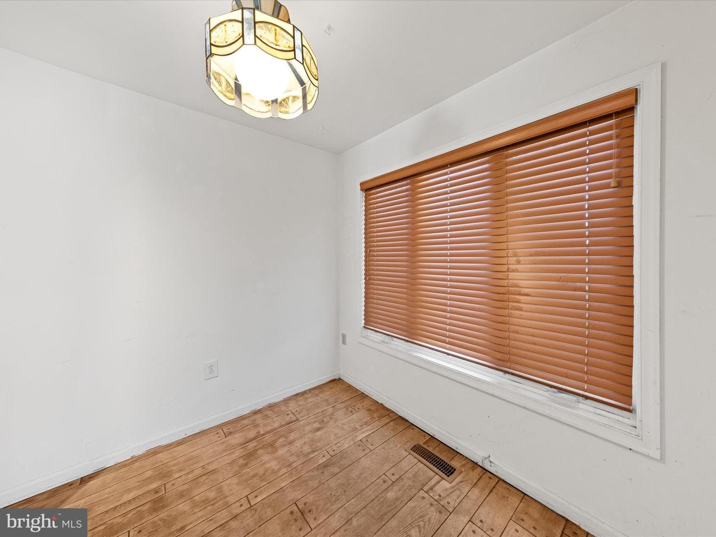 220 Market Square #4c photo 15