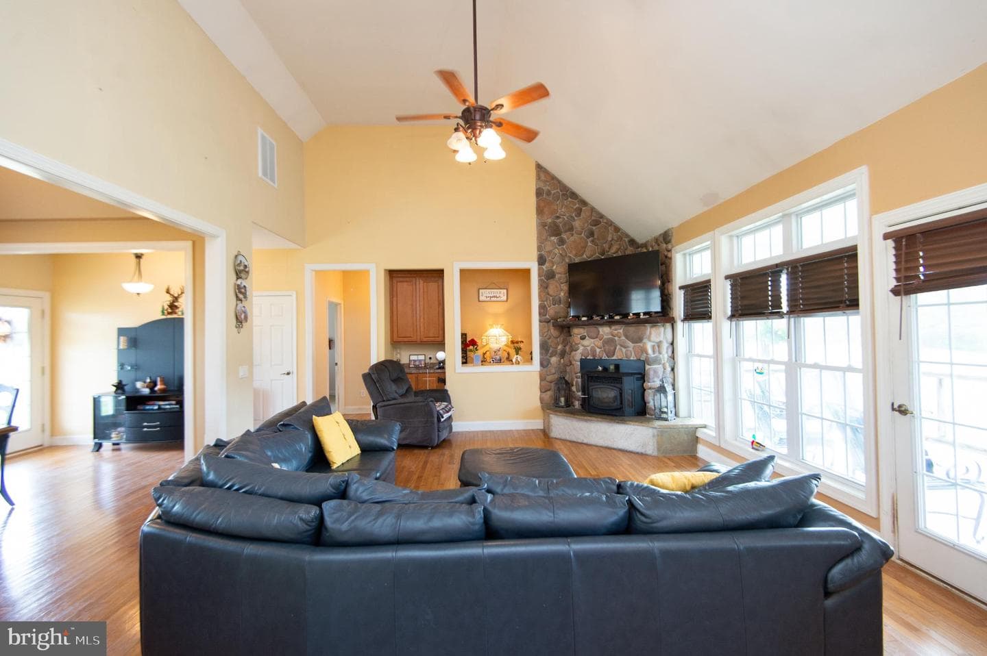 6713 Bens Lane photo 10