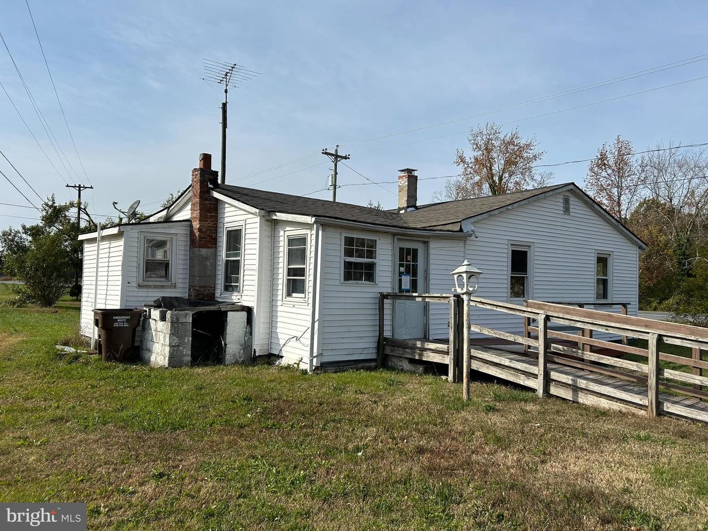 2409 Cambridge Beltway photo 2