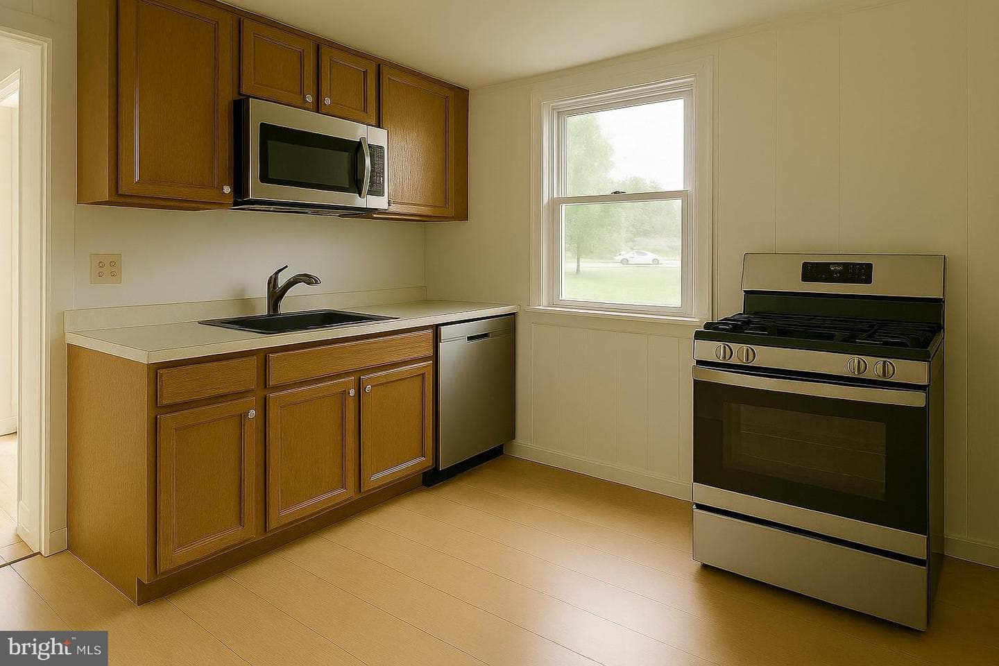 2409 Cambridge Beltway photo 7