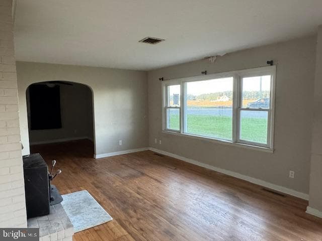 5668 Rhodesdale Vienna Road photo 14