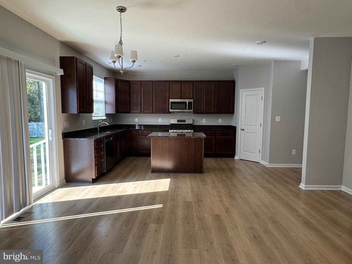 101 Albemarle Court photo 9
