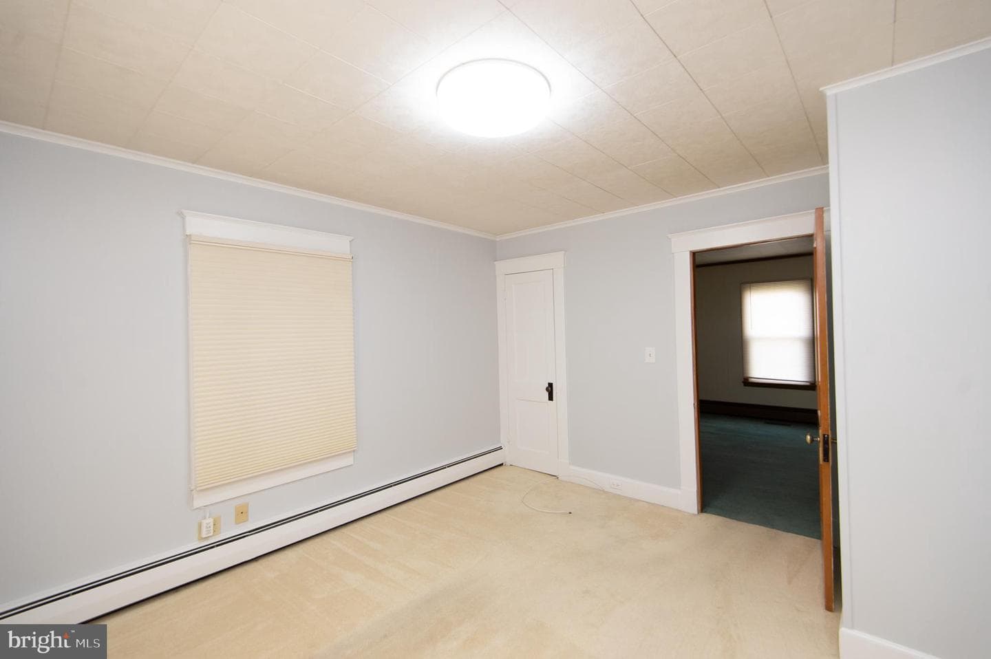 409 Bayly Avenue photo 17