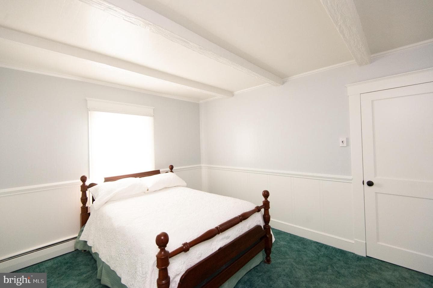 409 Bayly Avenue photo 19