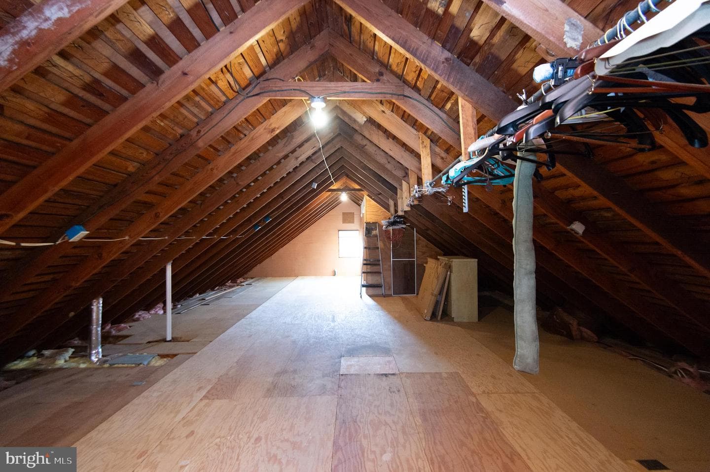 409 Bayly Avenue photo 31
