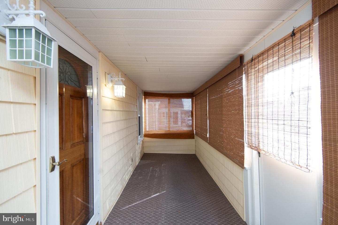 409 Bayly Avenue photo 37