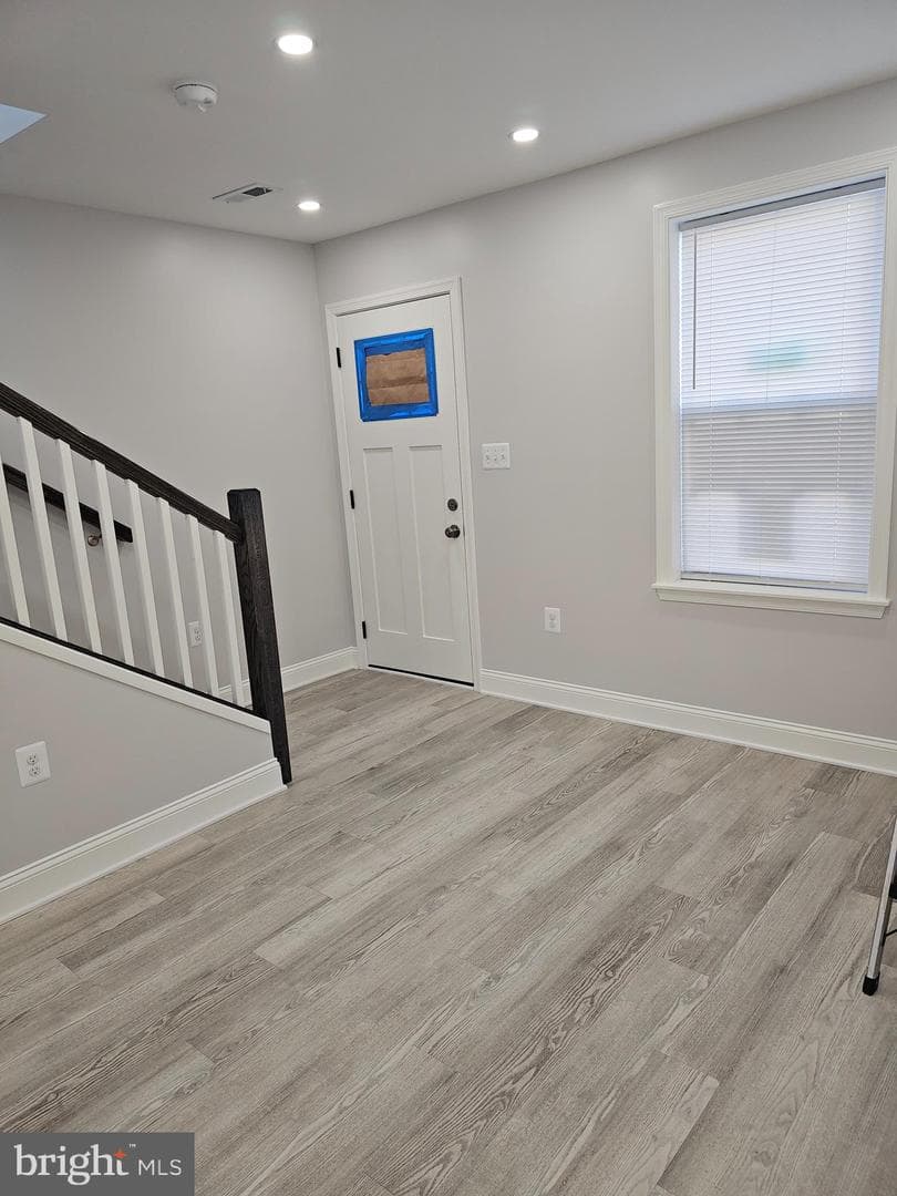 802 Allen Street photo 8
