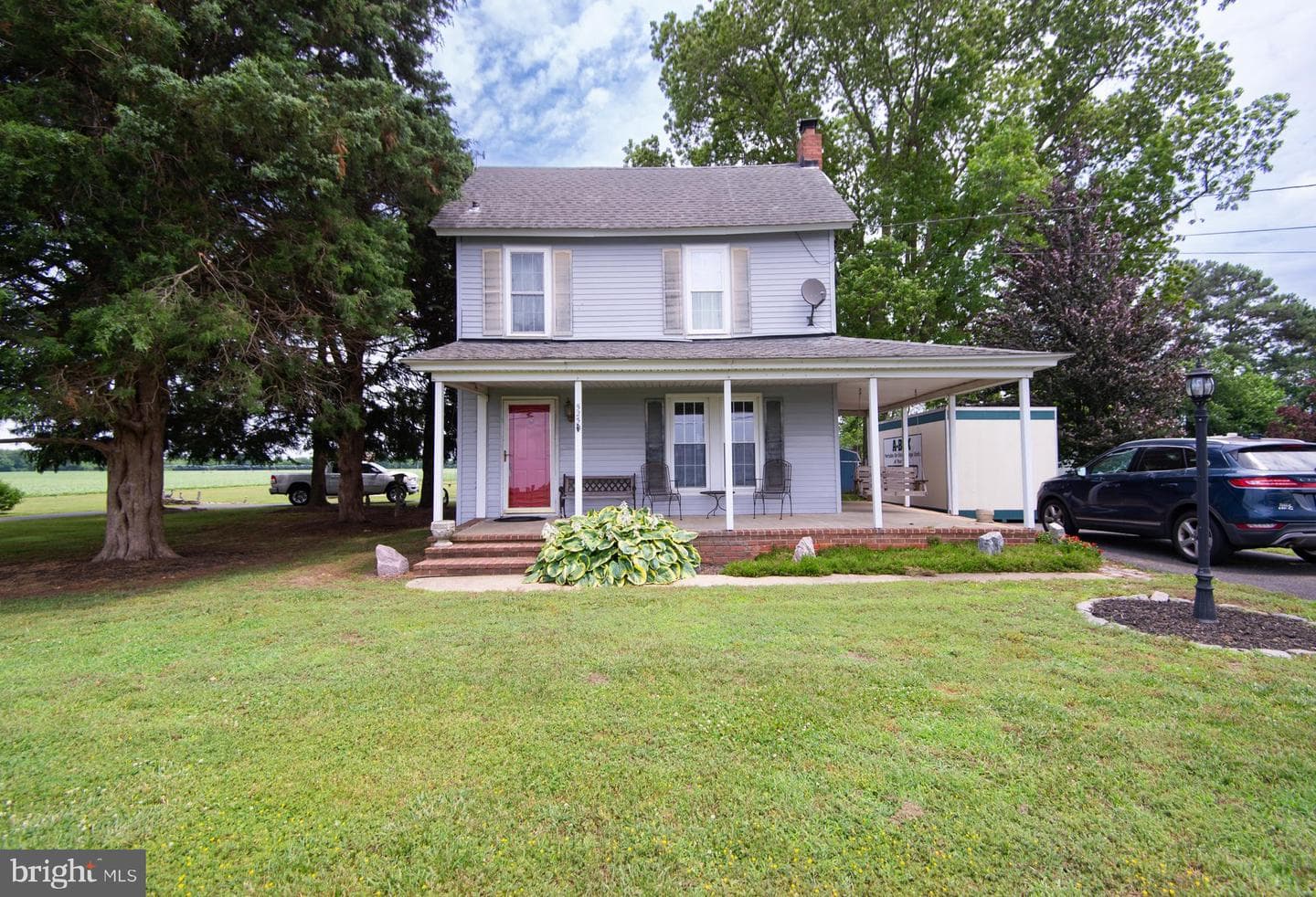 525 Academy Street photo 1