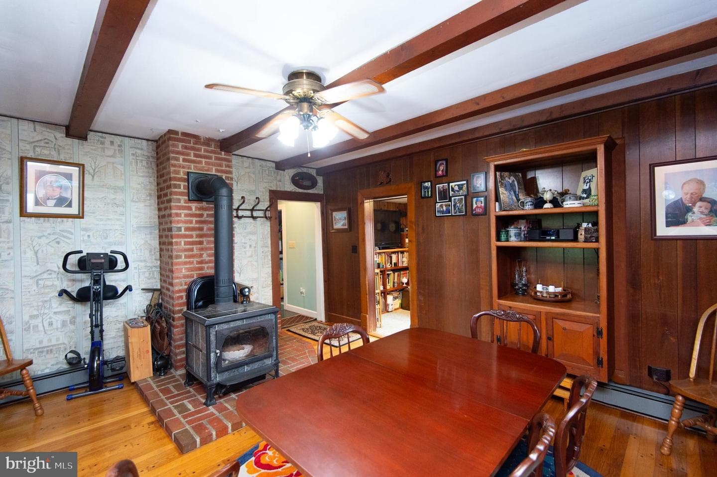 525 Academy Street photo 33