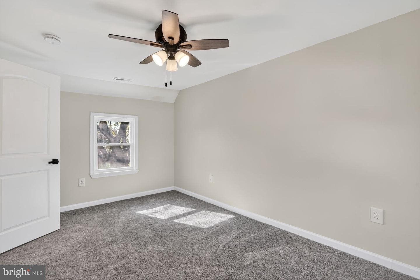 5904 Harvey Street photo 12
