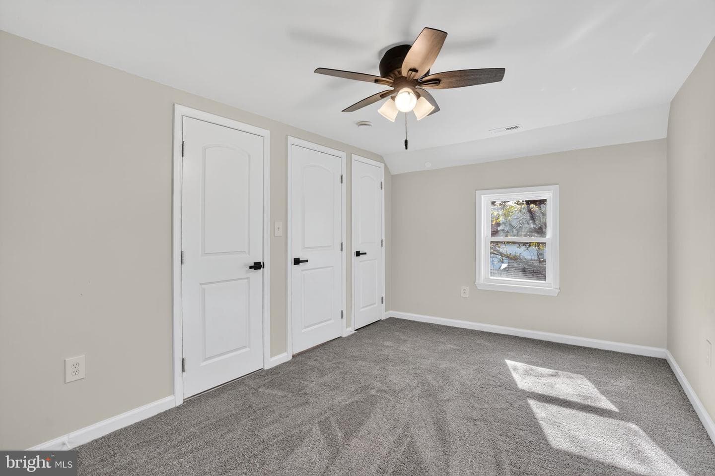 5904 Harvey Street photo 17