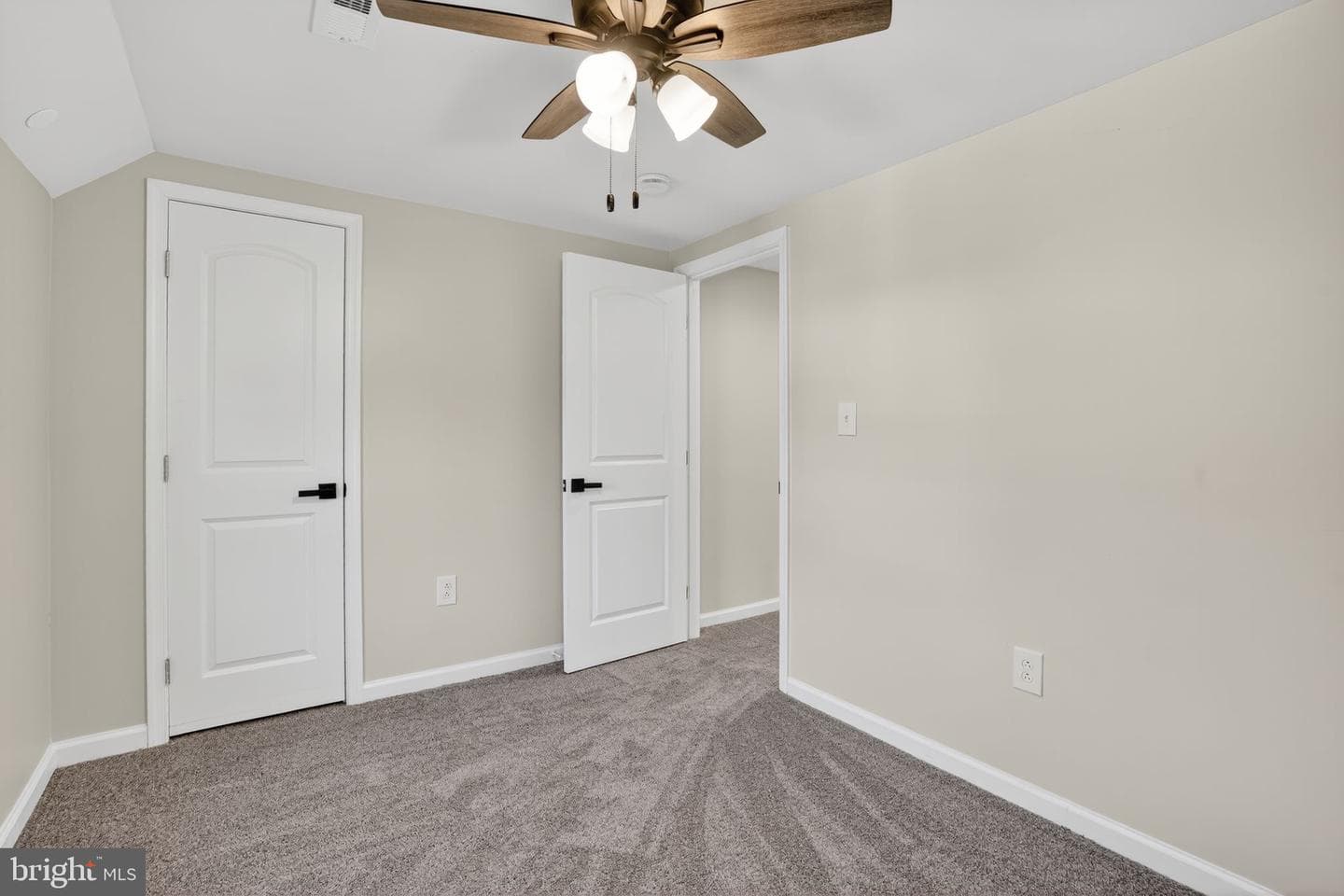 5904 Harvey Street photo 19