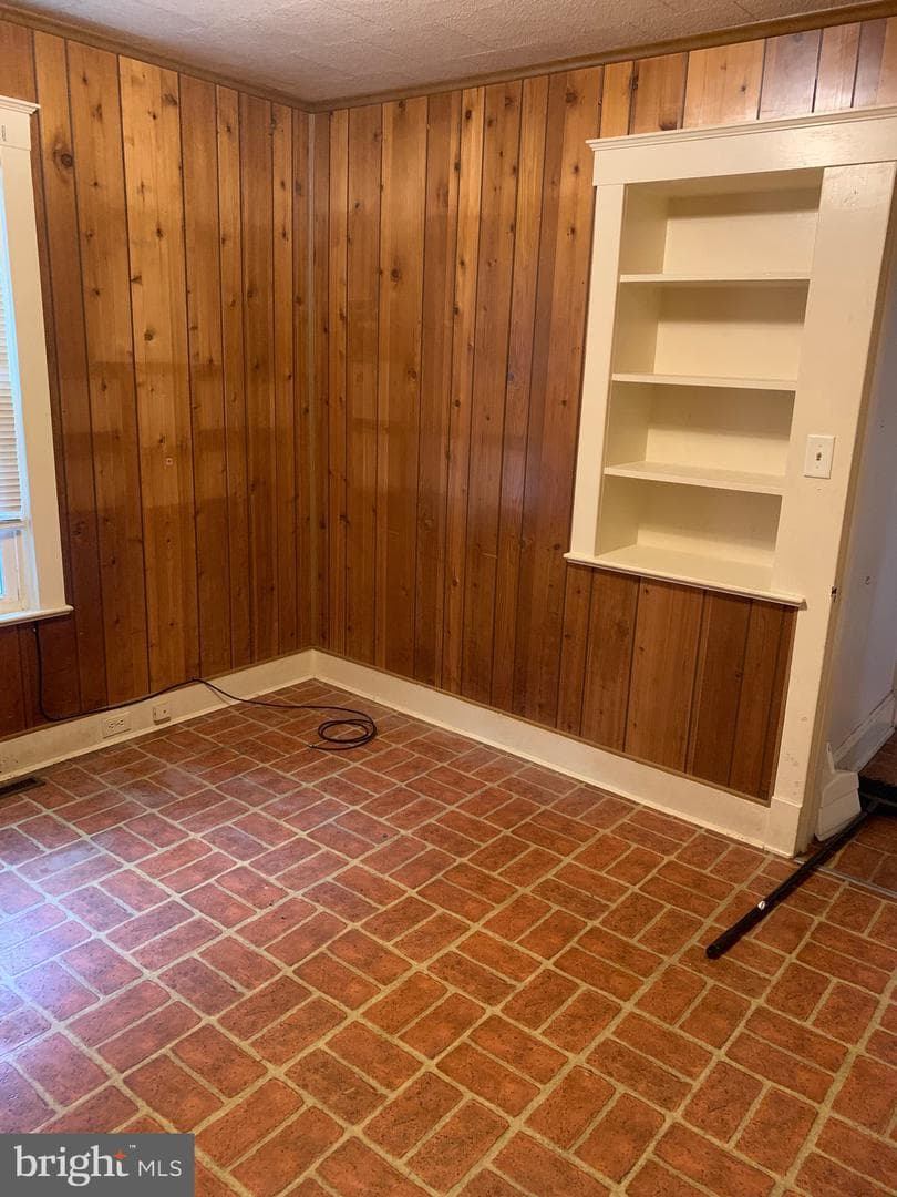 402 Oakley Street photo 7