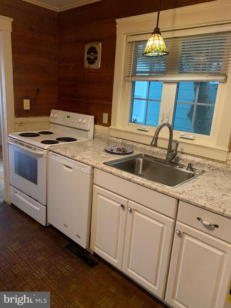 402 Oakley Street photo 8