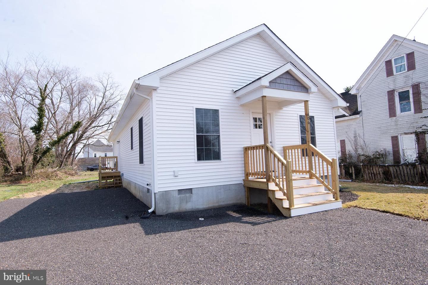 406 Charles Street photo 2