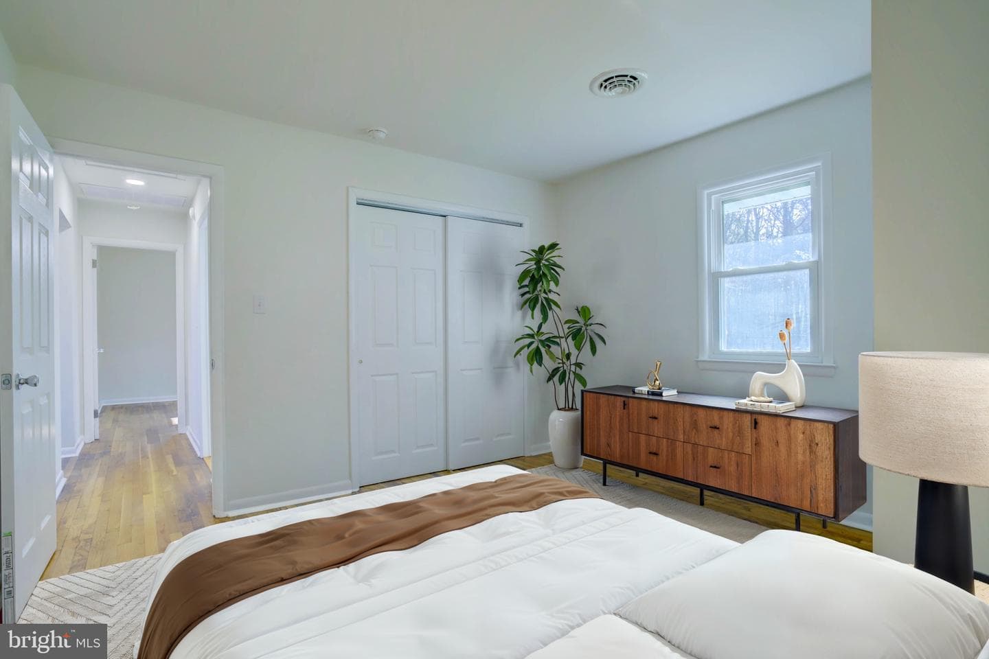 2229 Hudson Road photo 24