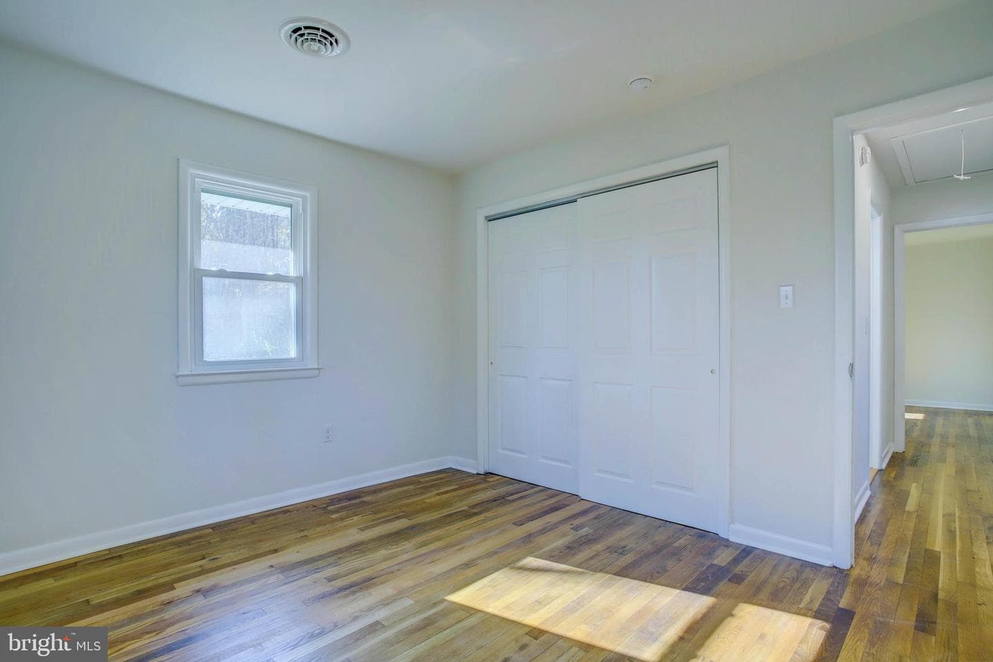 2229 Hudson Road photo 27
