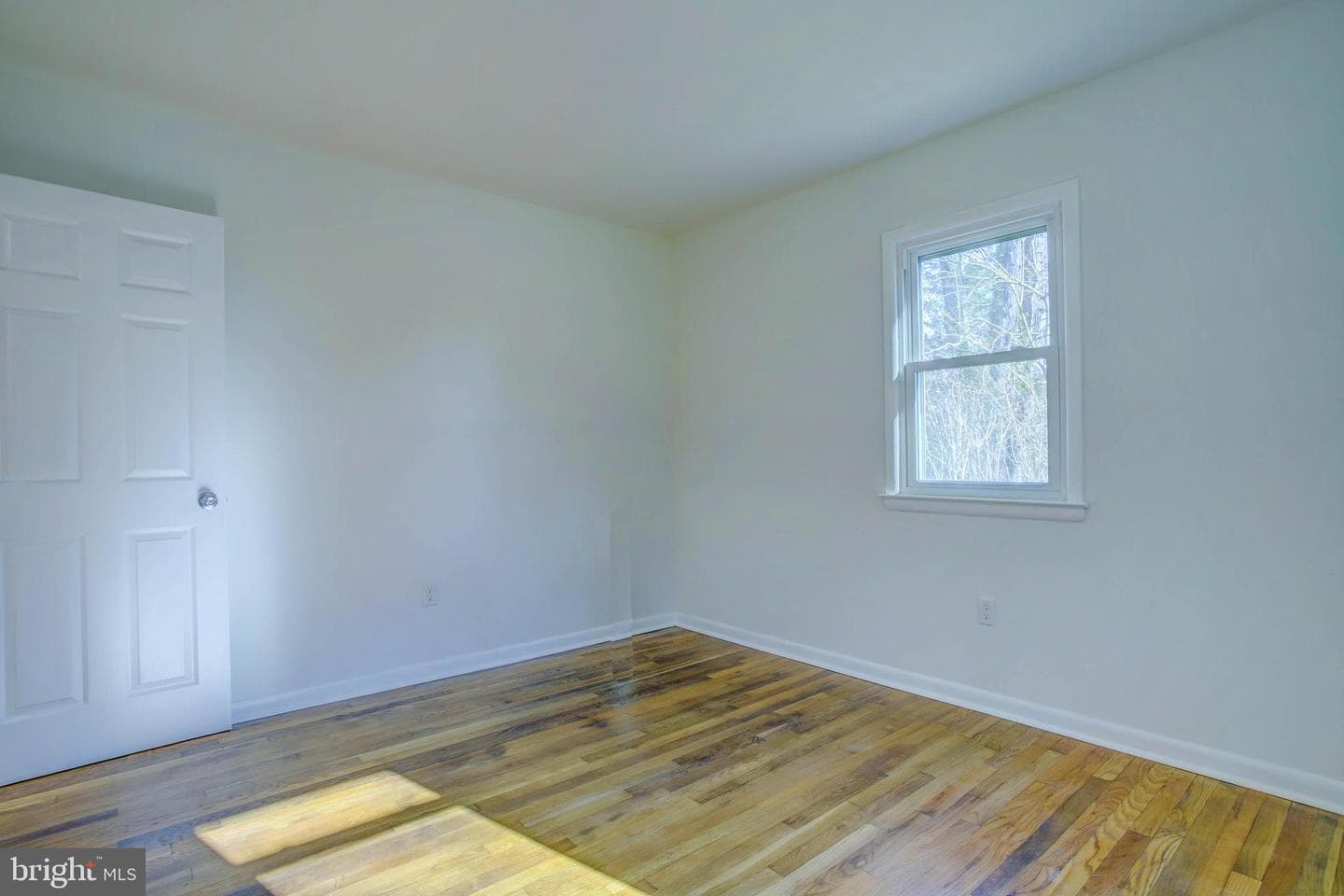 2229 Hudson Road photo 30