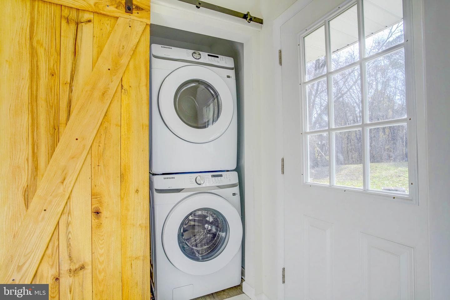 2229 Hudson Road photo 39