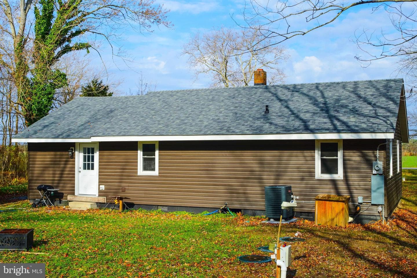 2229 Hudson Road photo 46