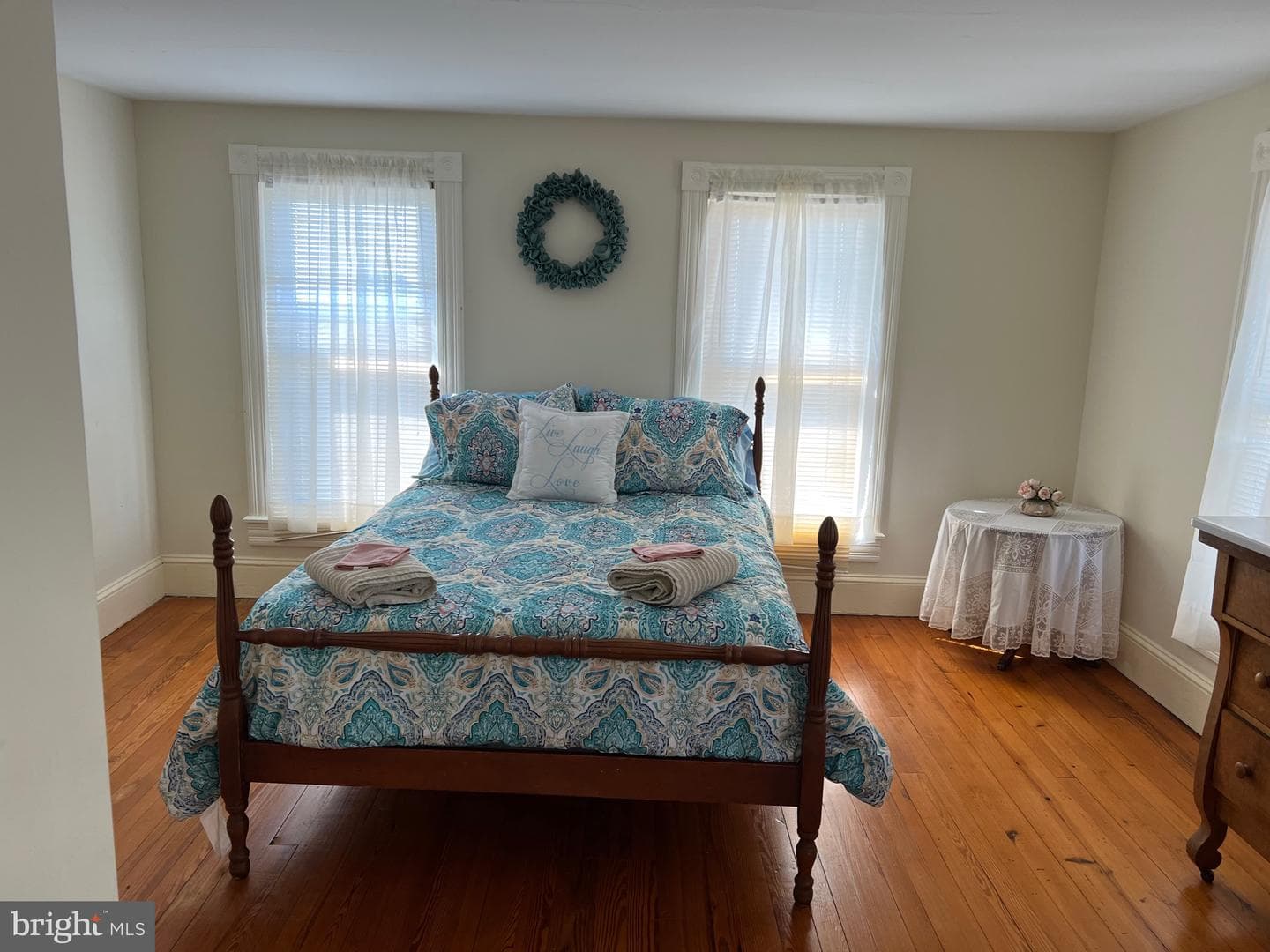 1632 Steamboat Wharf Road S photo 7