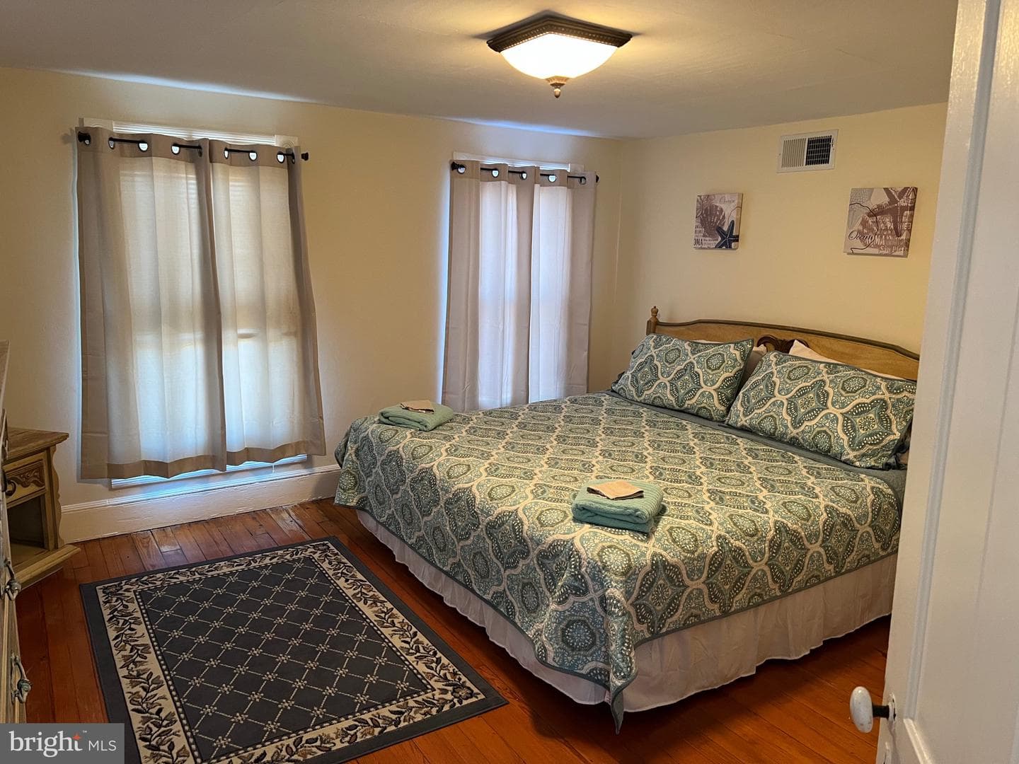 1632 Steamboat Wharf Road S photo 8