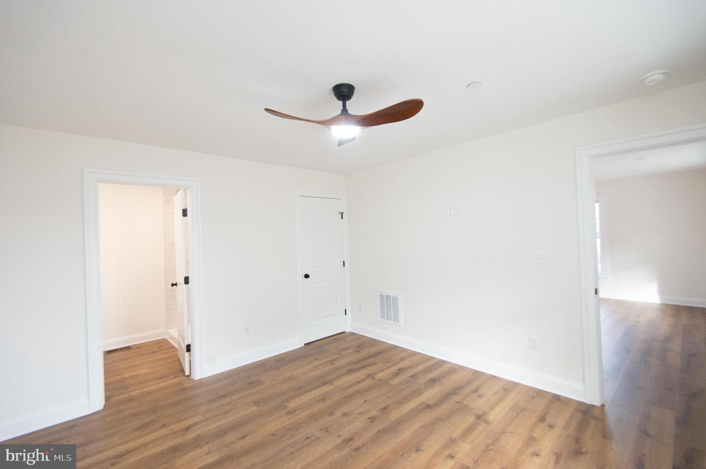 120 Academy Street photo 16