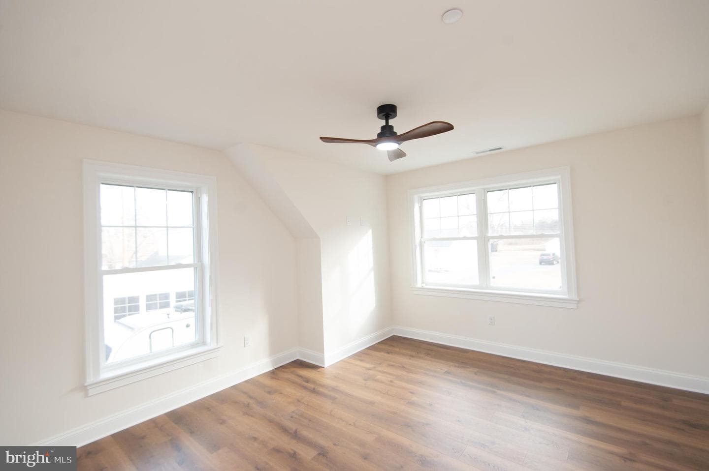 120 Academy Street photo 34