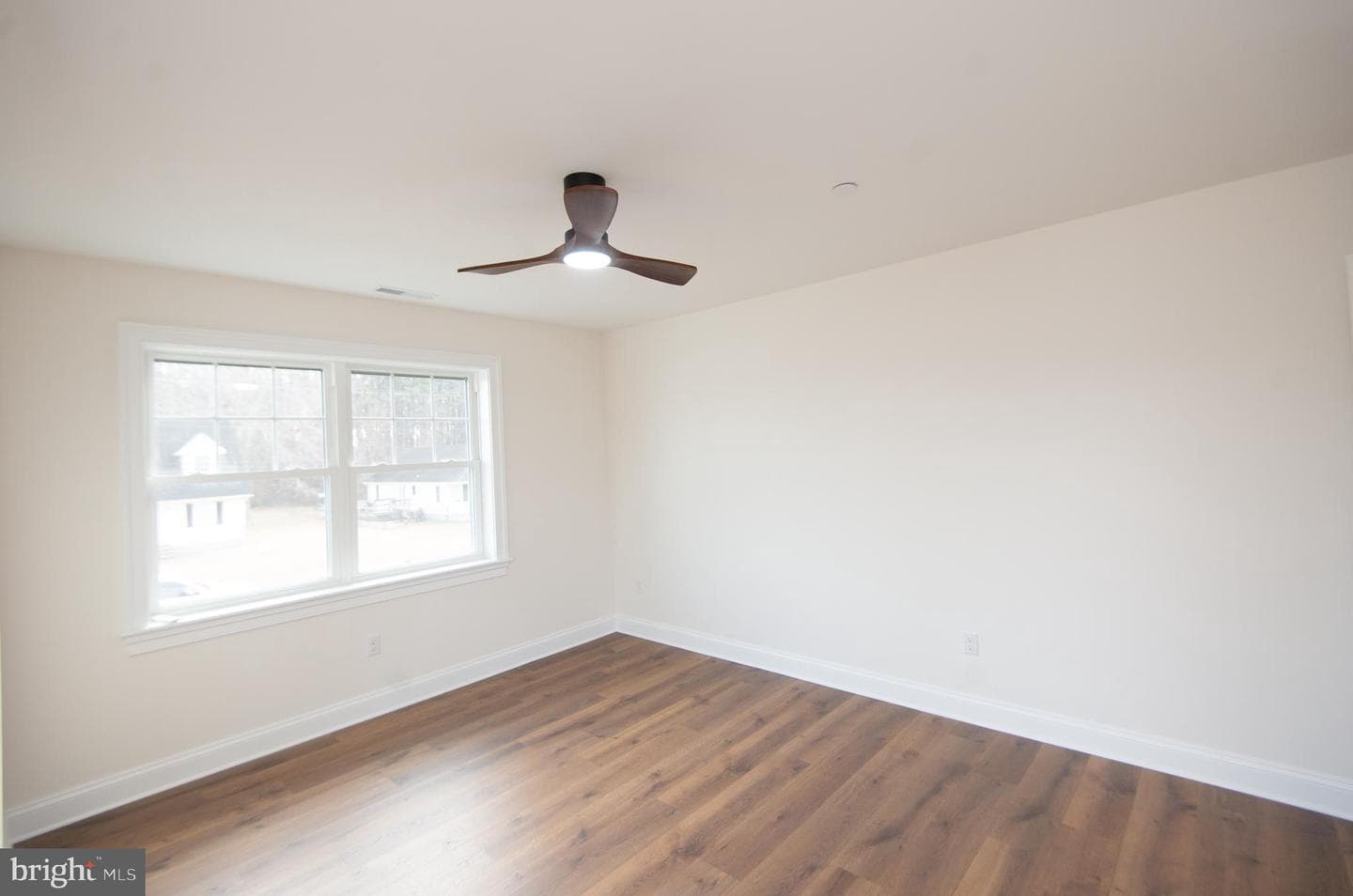 120 Academy Street photo 35