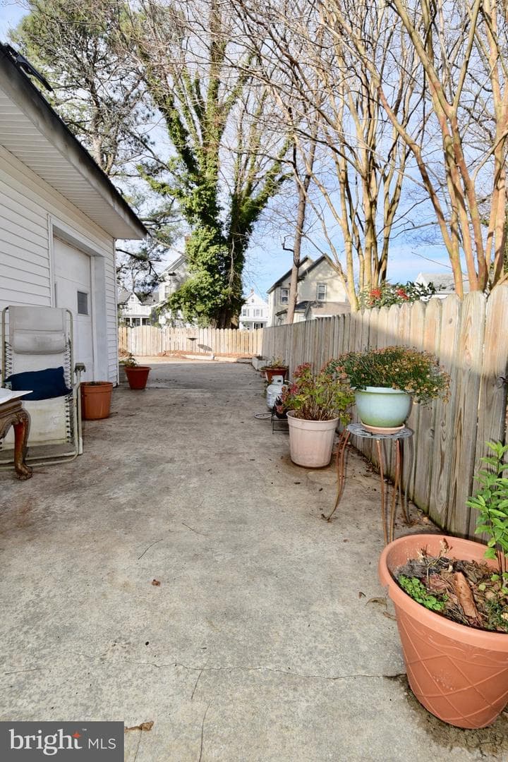 211 Choptank Avenue photo 34