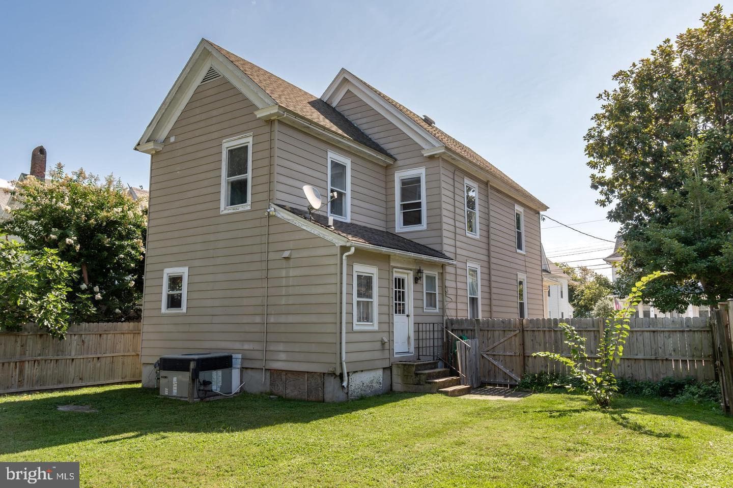 107 W End Avenue photo 29