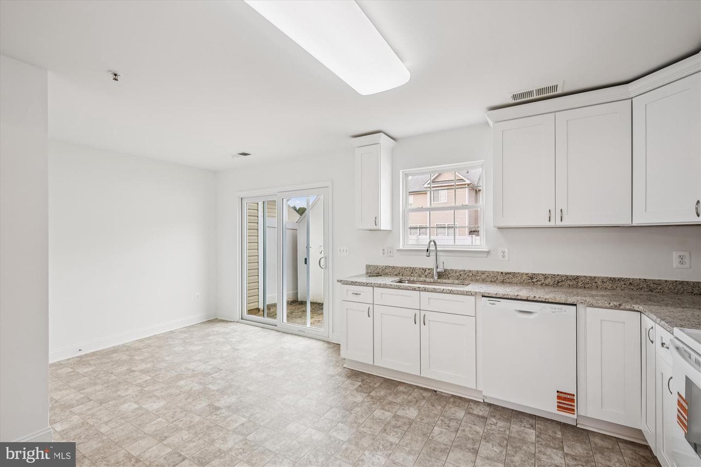402 Ruddy Duck Court photo 12
