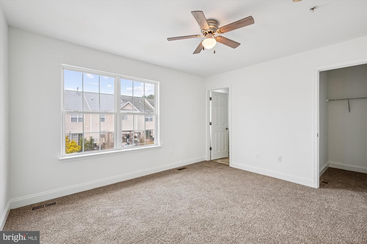 402 Ruddy Duck Court photo 18