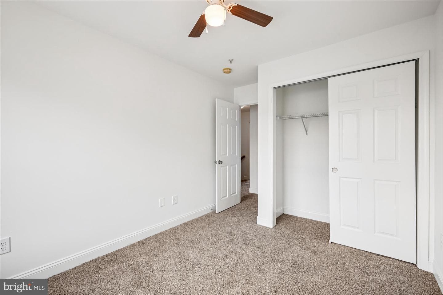 402 Ruddy Duck Court photo 25