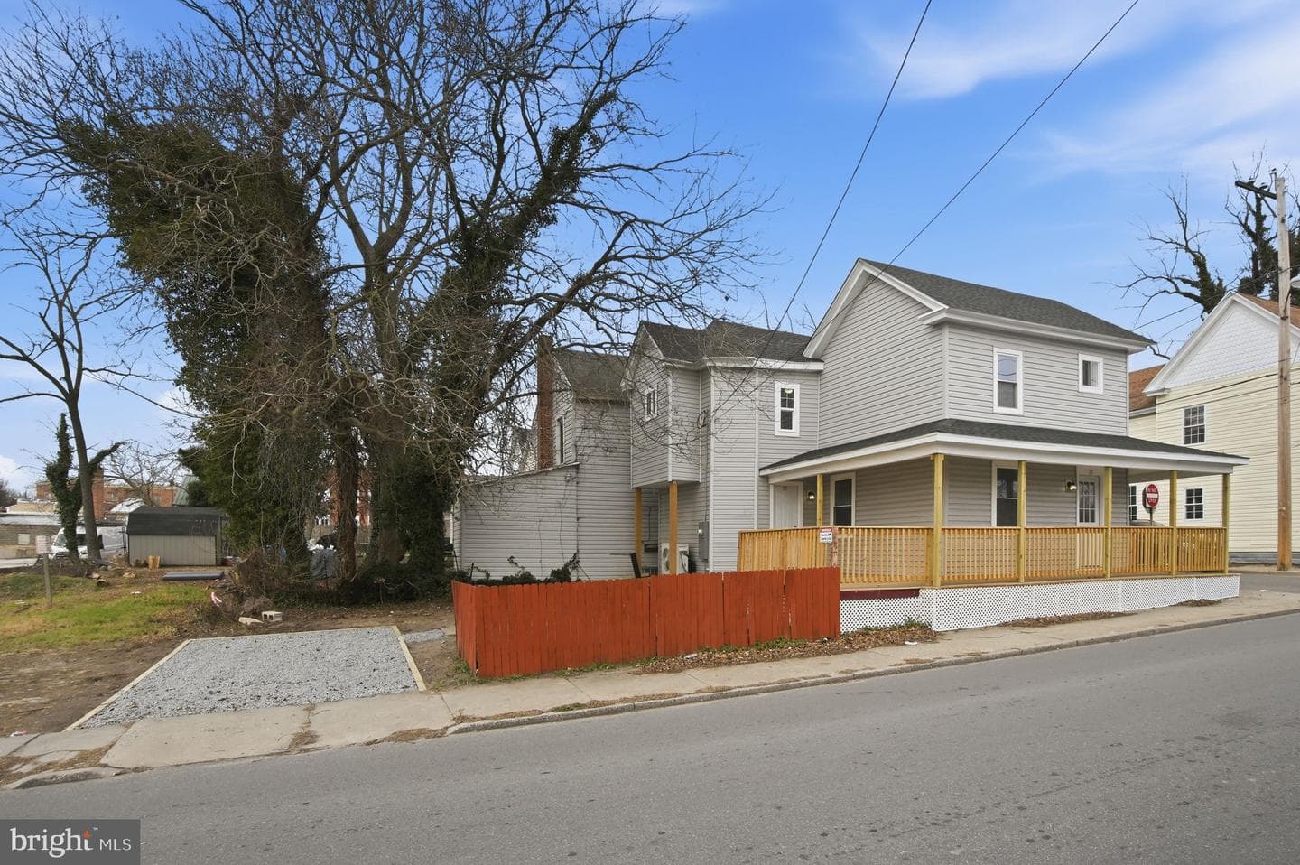 603 Academy Street photo 5