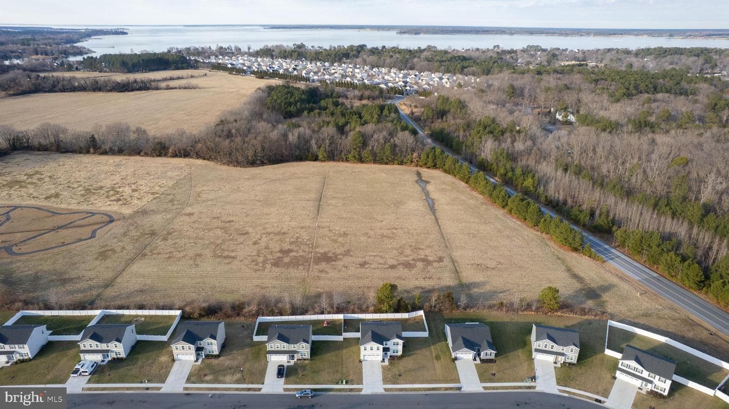 120 Mariners Way photo 34