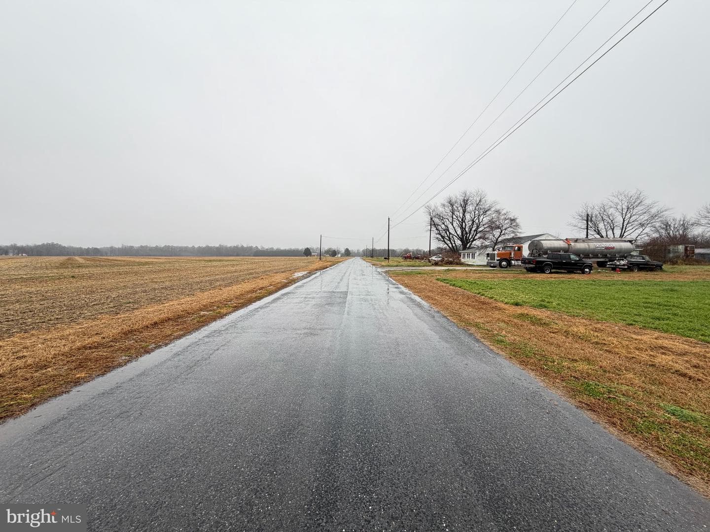 5035 River Road photo 8