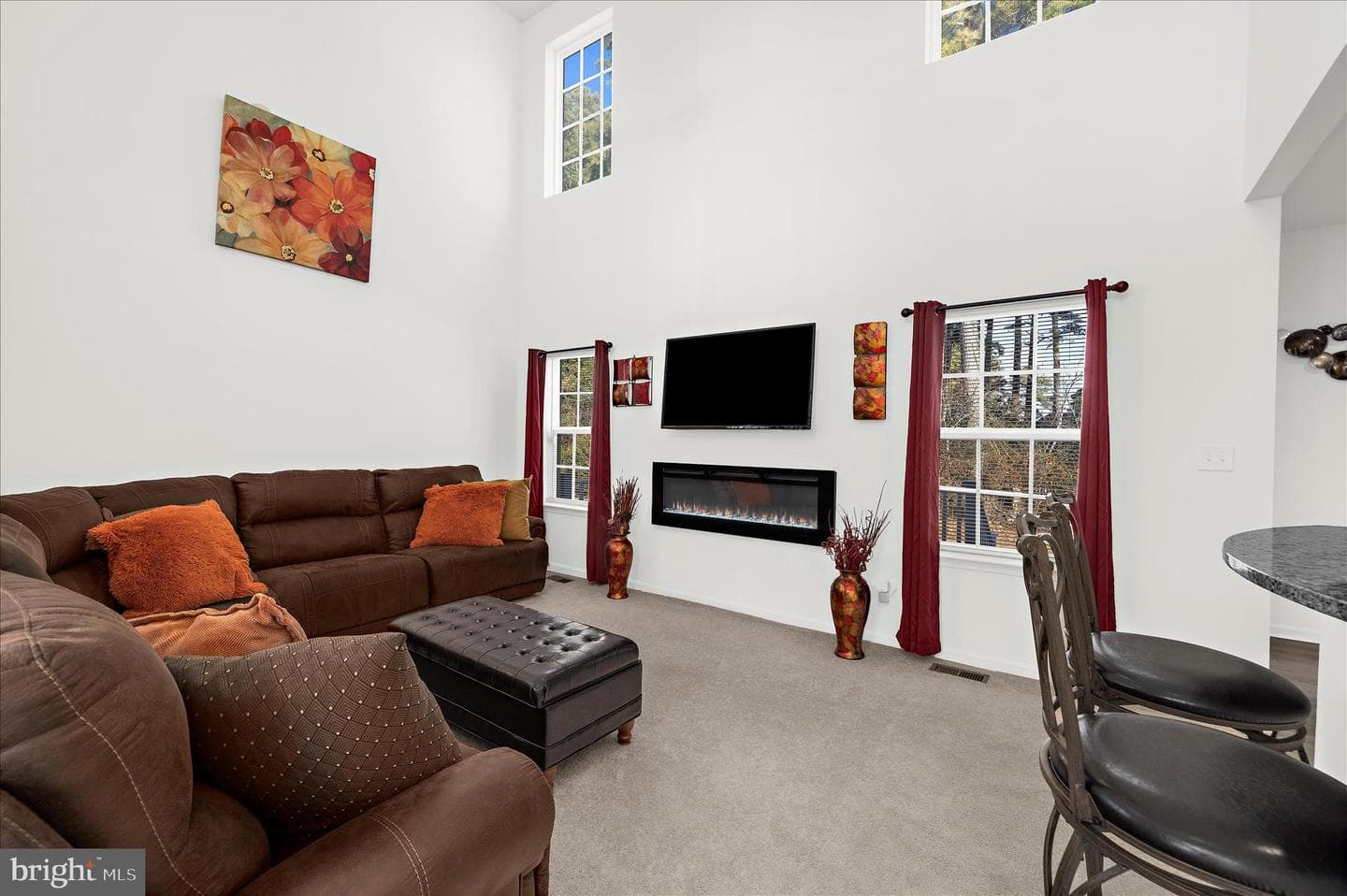 150 Regulator Drive N photo 16