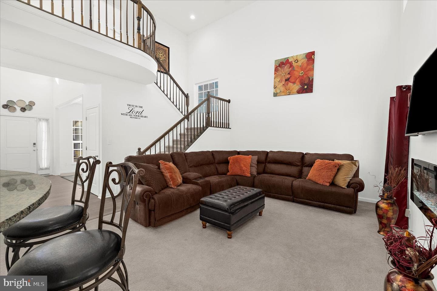 150 Regulator Drive N photo 17