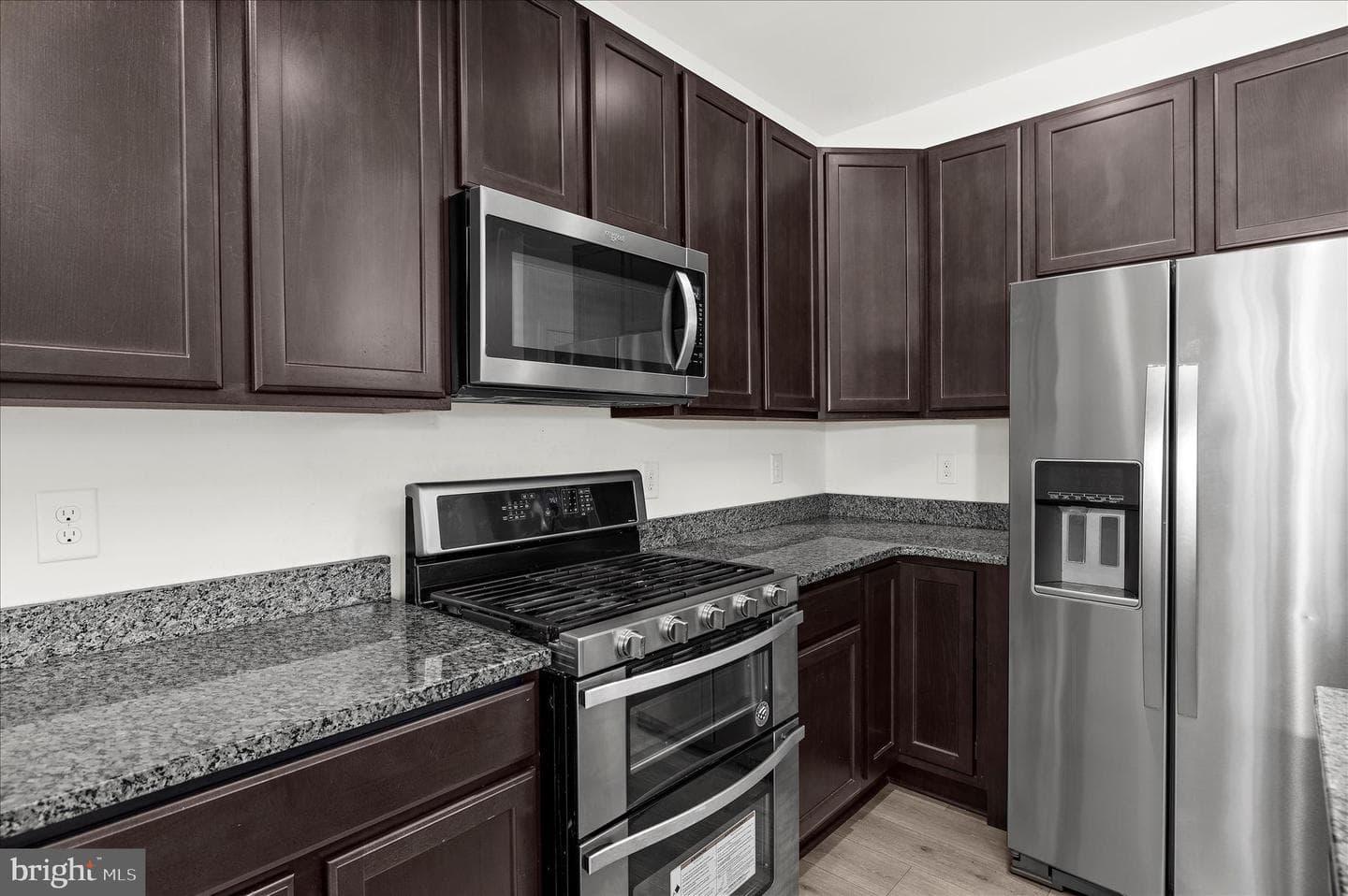 150 Regulator Drive N photo 24