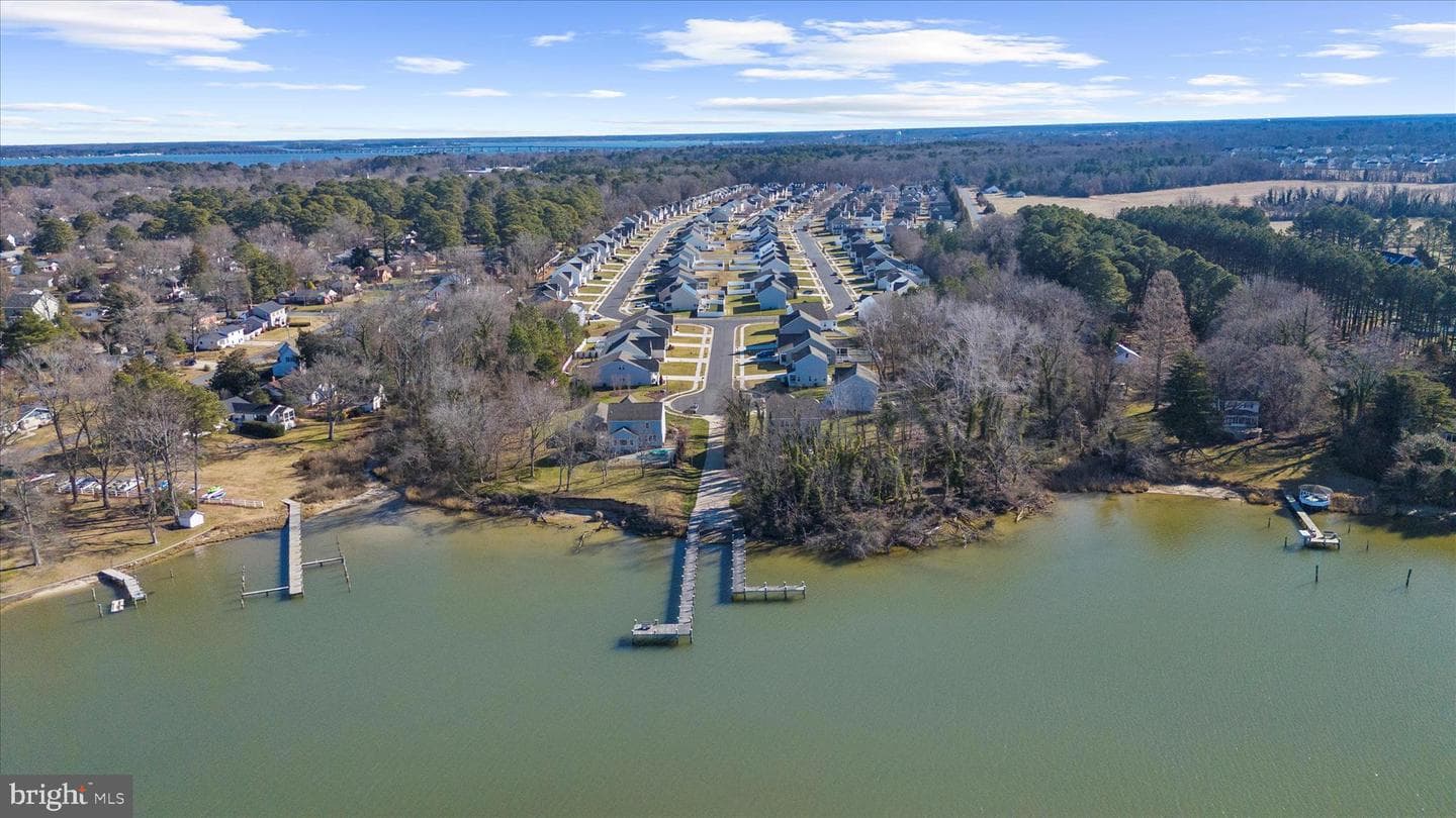 150 Regulator Drive N photo 68