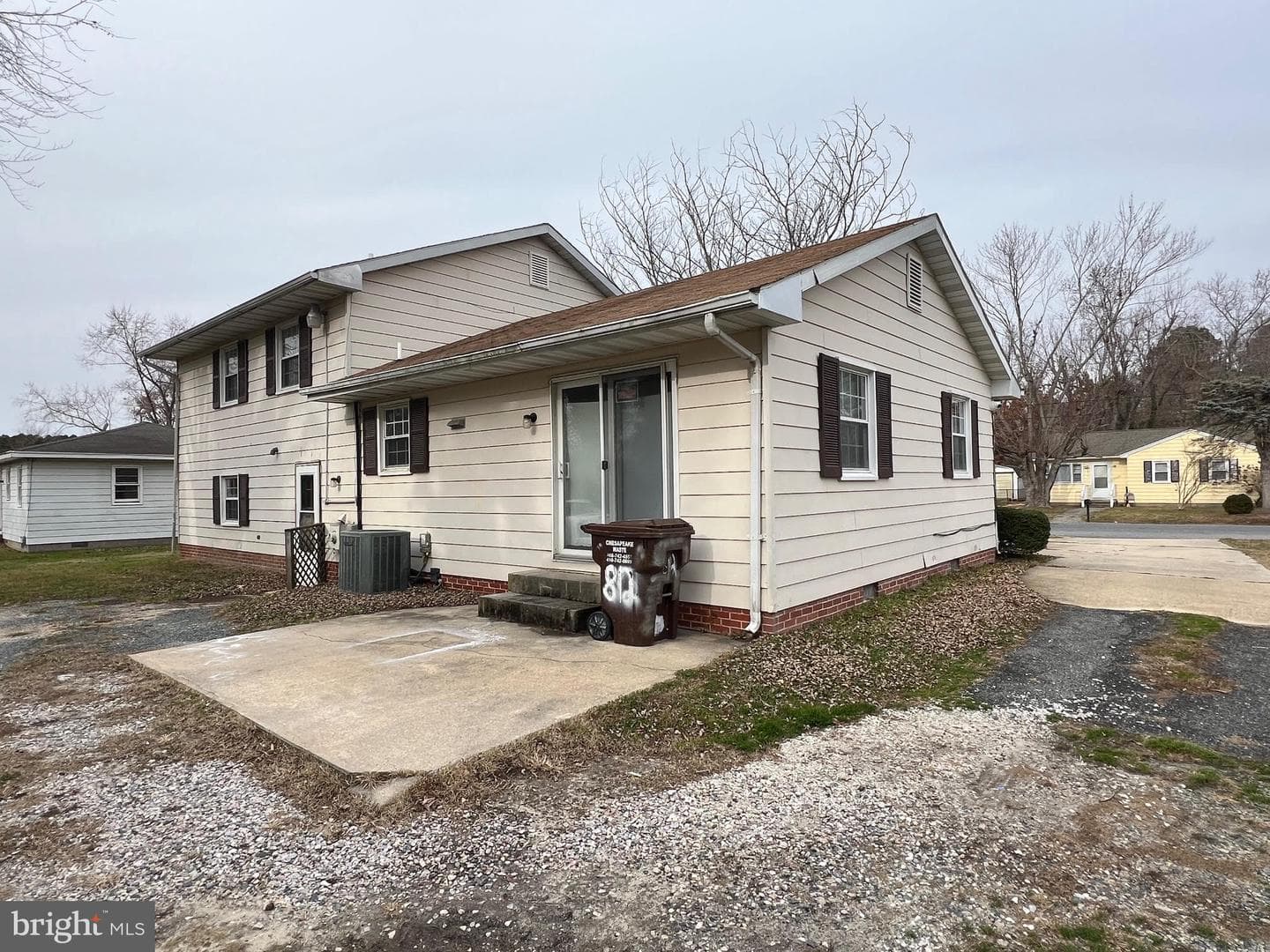 812 Bradley Avenue photo 9