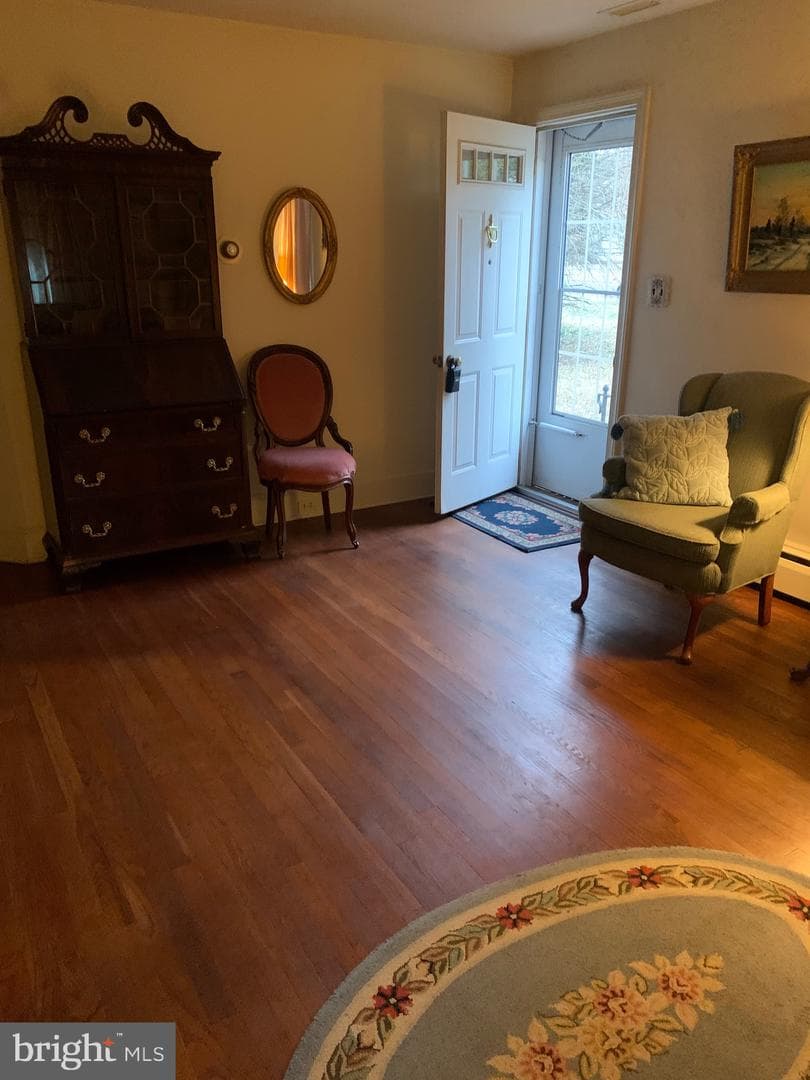 311 Somerset Avenue photo 11